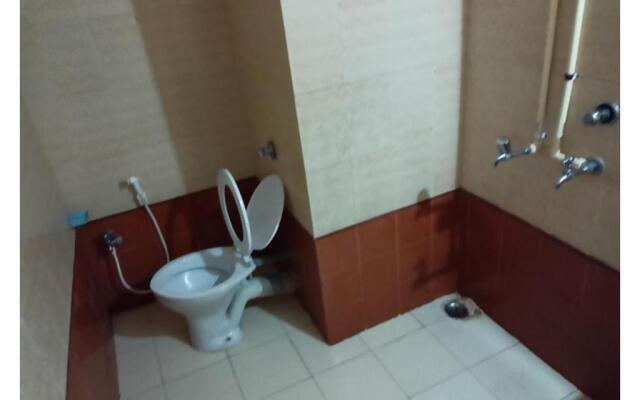 Hotel Golden Dust Puri