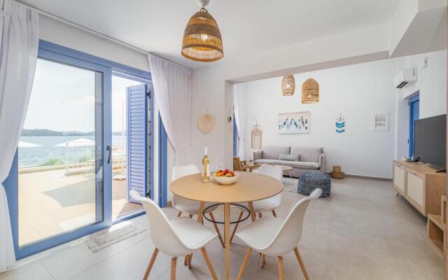 Lefkada Blue Luxury Apartments , Perigiali A2 deck level