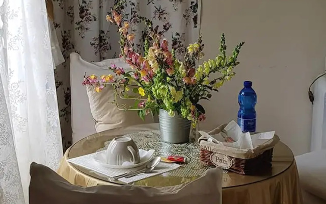 Lunartista Bed & Breakfast