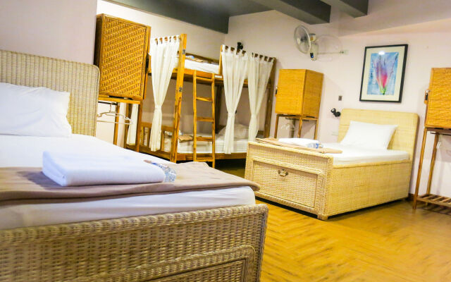 Metro Pratunam Boutique Hotel