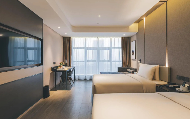 Atour Hotel Shaoxing Shangyu E-You Town