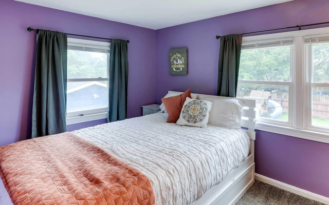 Charming Wichita Home 2 Mi to Downtown!