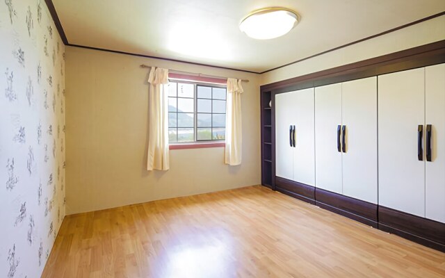 Jecheon Galipso Pension