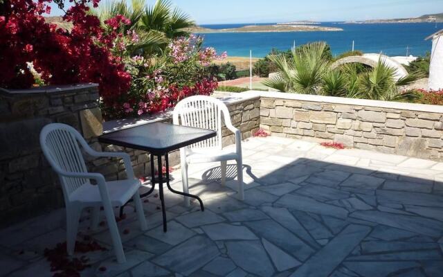 Nikoleta Kolympithres Paros