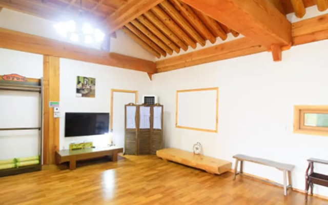 Suncheon Moonlight Love Hanok Pension