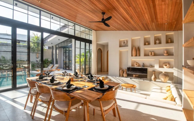 Villa Serai 5br to the Beach