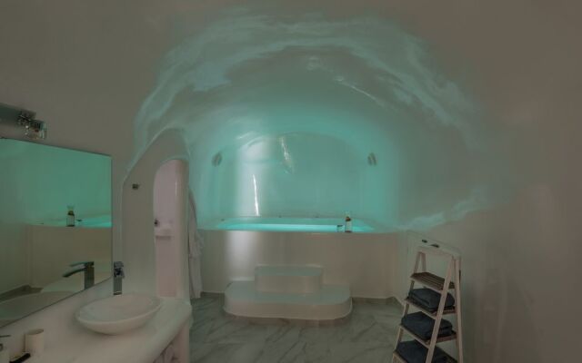 Infinity Collection Privé- Adults Only