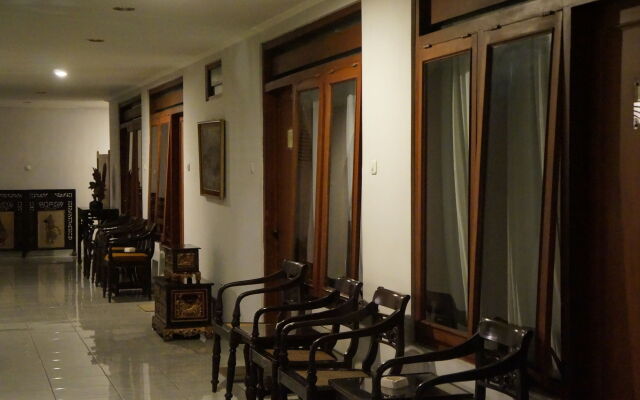 Hotel Kirana