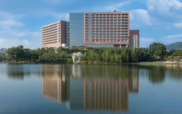 DoubleTree by Hilton Guangzhou Science City-Free Shuttle Bus Service During Canton Fair Period