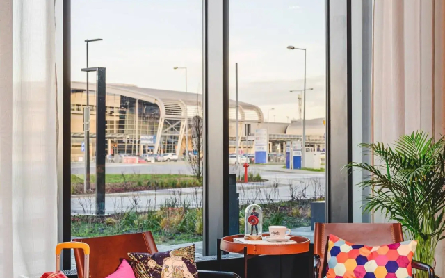 Moxy Poznan Airport
