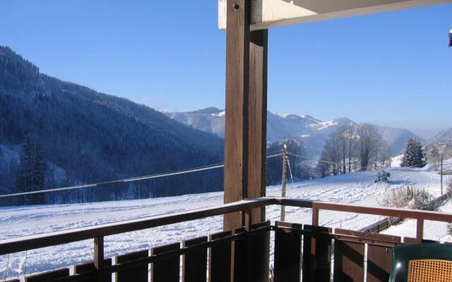 Appartement La Clusaz, 3 pièces, 6 personnes - FR-1-437-1