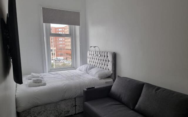 Granada Apartments Derby Road