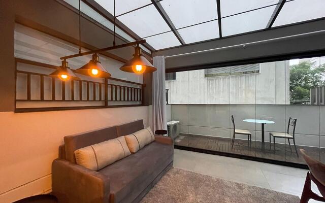 Studio amplo para 4 pessoas em Pinheiros