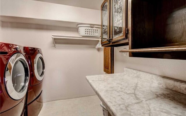 Southern Comfort - Three Bedroom Cabin