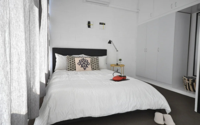 The One Henley Beach – Guest Rooms – Adelaide