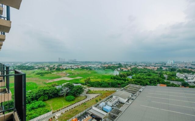 Spacious and Comfy Studio at Azalea Suites Cikarang Apartment