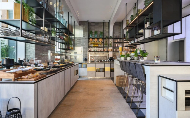 Port Tower by Isrotel Design