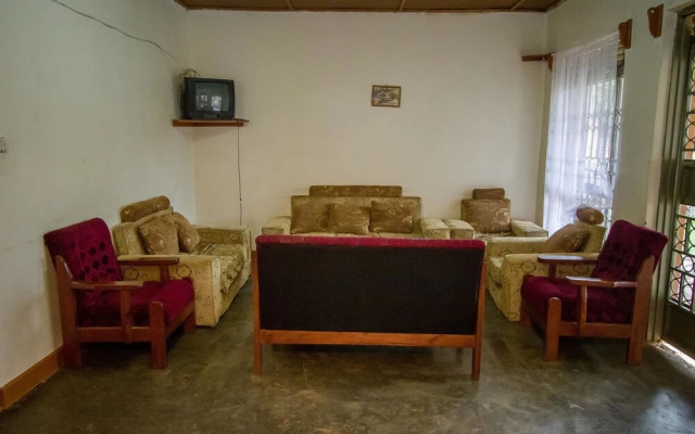 Virunga Campsite and Backpackers