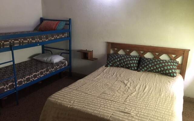 Chalet Relajante En Santa Teresita