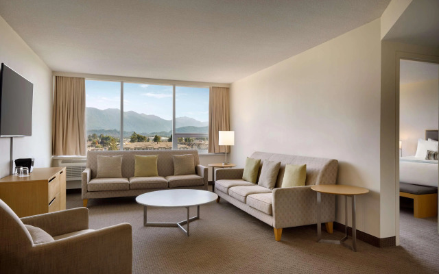 Coast Chilliwack Hotel by APA