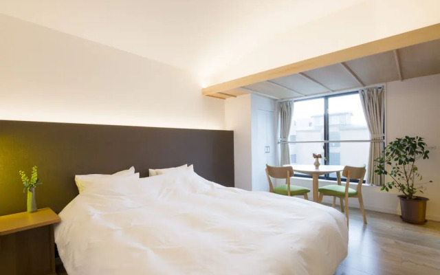 The Hotel Kiyomizu Imperial Palace West