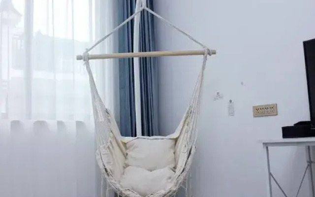 Cloud and first see your homestay