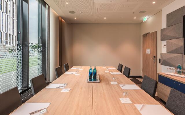 Holiday Inn Express Düsseldorf – Hauptbahnhof by IHG