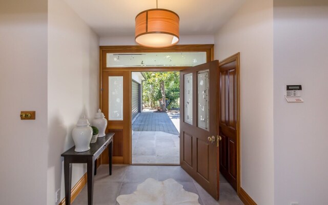 Bond Estate Luxury Accommodation