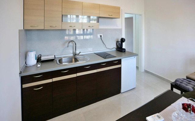 Novi studio apartman Emda u centru Splita, private parking