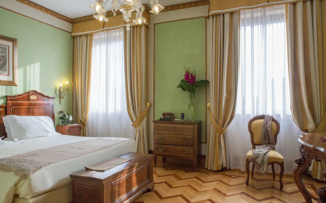 Due Torri Hotel