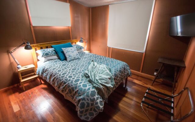 Coorong Aurora - breathtaking waterfront escape