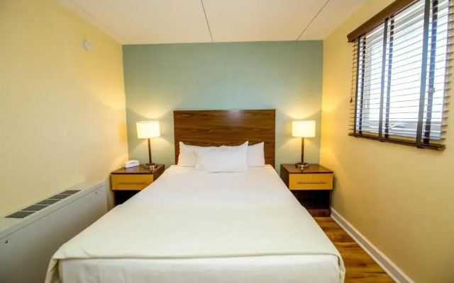 Blue Palms Resort
