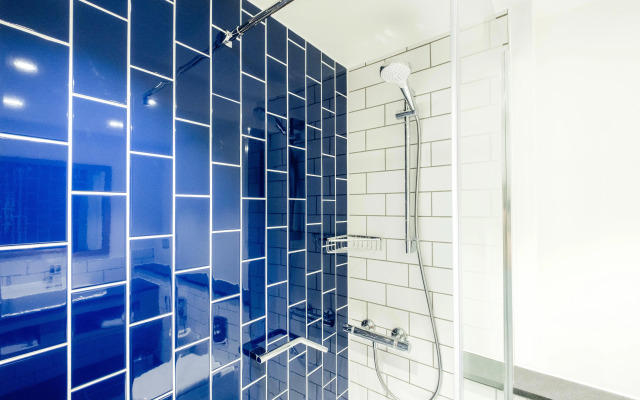 Holiday Inn Reading South M4 Jct11 by IHG