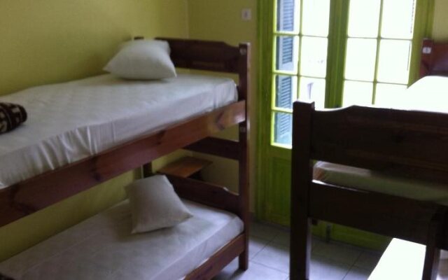 Zeus Hostel