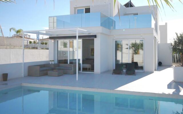 Luxury Villa in San Fulgencio with Private Pool