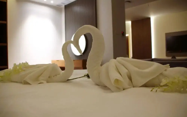 Plaza Athenee Hotel Kuwait