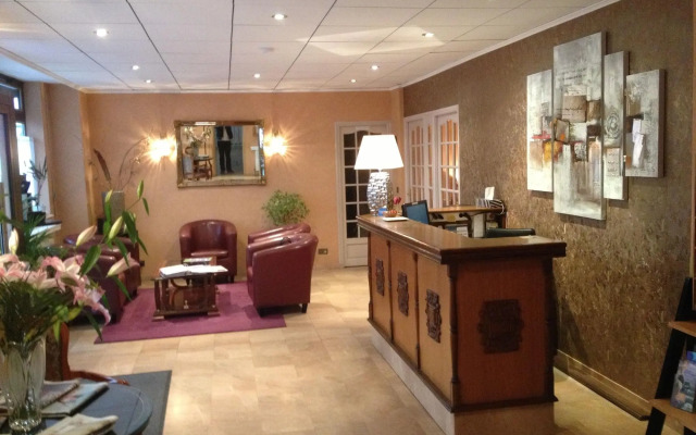 Crystal Hotel