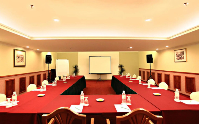 Merdeka Palace Hotels & Suites