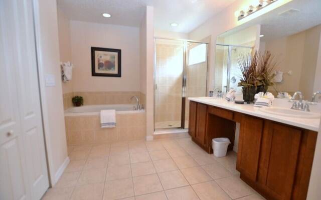 Paradise 5 Bedroom Home