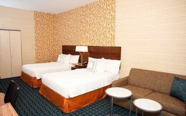 Comfort Inn & Suites South Akron