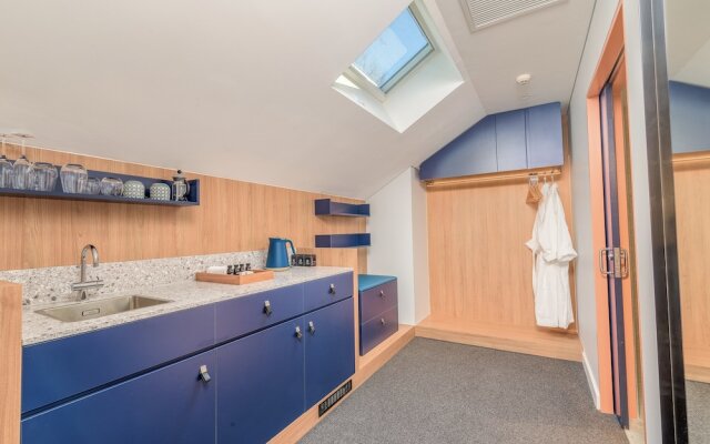 The Byng Street Boutique Hotel