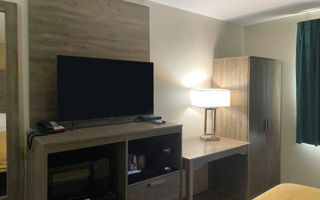 SureStay by Best Western Albuquerque East I-40