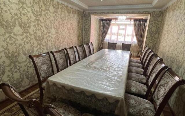 Apartment Lazgo Ibn Sino