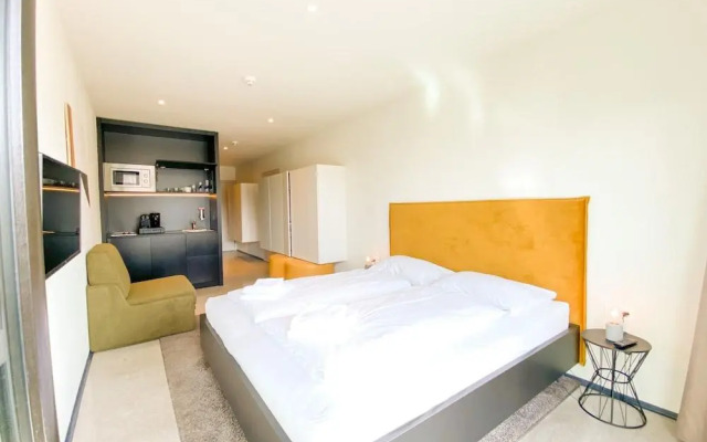 Blackhome Innsbruck City East