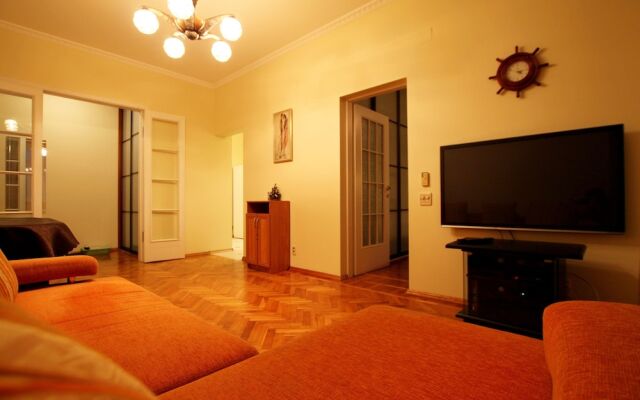 Tverskaya Street Apartments