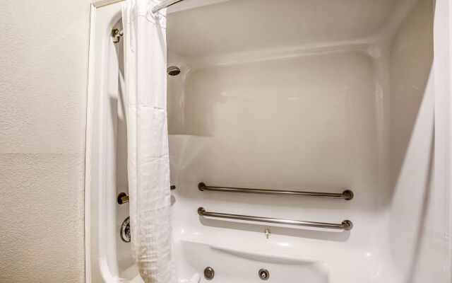 Quality Inn & Suites Seabrook - NASA - Kemah