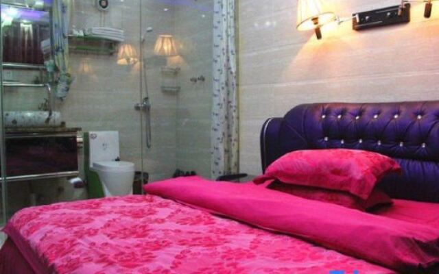 Wuwei Legend Holiday Hotel