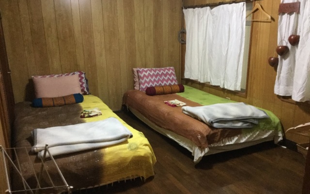 Women's Guest House Usumizi – Guest Rooms – Naha