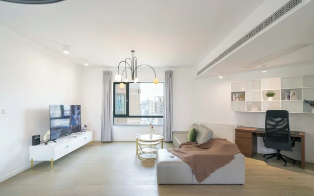 Tyms 3BR 2BA Apt Novel Garden Metro