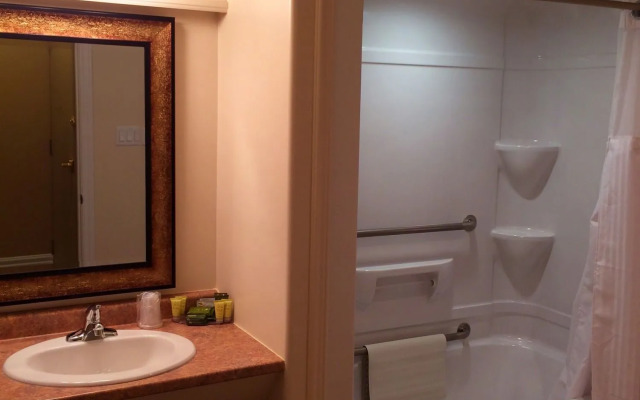 Balsam Suites Boutique Inn & Residence